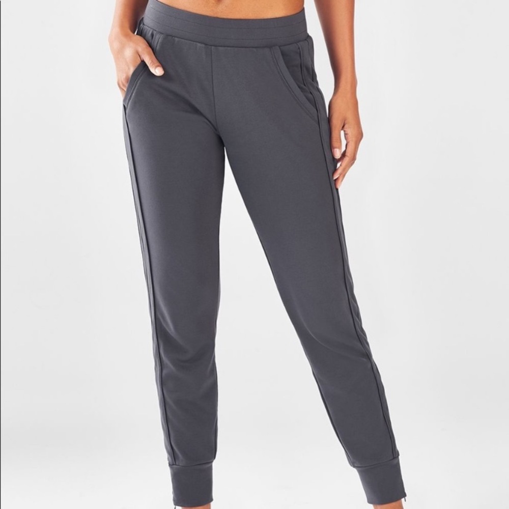 Fabletics Women’s joggers 🙂